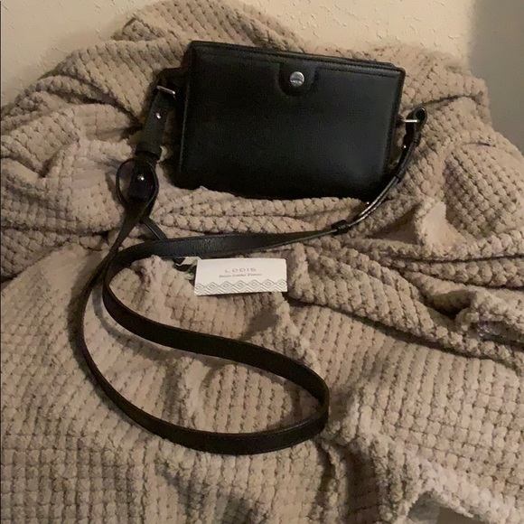 Black leather Lodis RFID purse - Picture 8 of 10